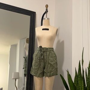Green paper bag waist short with utility pocket